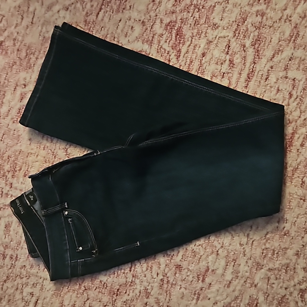 White house black market ladies Jeans